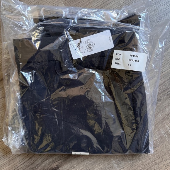 Express Editor Skinny MID RISE Stretch Pant - Size 4 LONG - Brand NEW - Picture 7 of 7